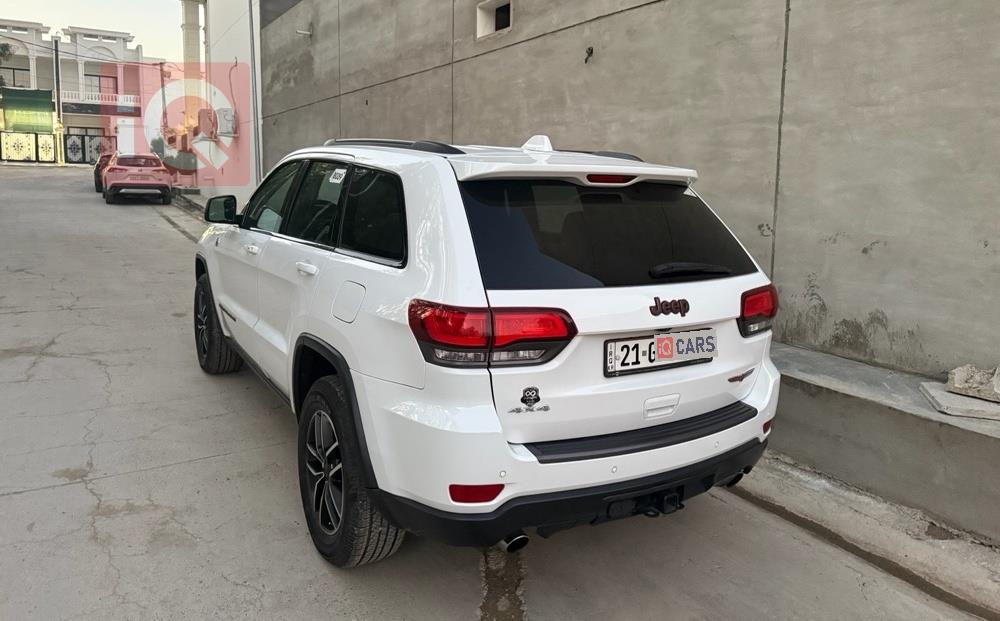 جيب جراند شيروكي